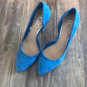 BCBG suede pumps